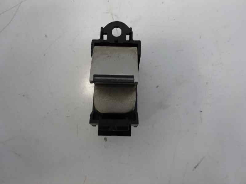 Recambio de mando elevalunas delantero derecho para jaguar xf 3.0 v6 diesel premium luxury referencia OEM IAM 8X2314717AB  