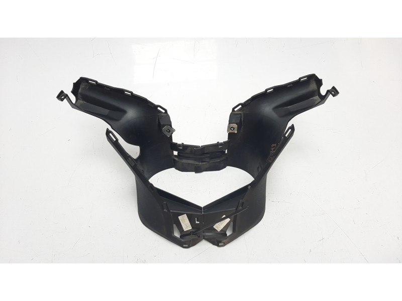 Recambio de moldura para bmw c 650 sport referencia OEM IAM 46638556343 46638556344 