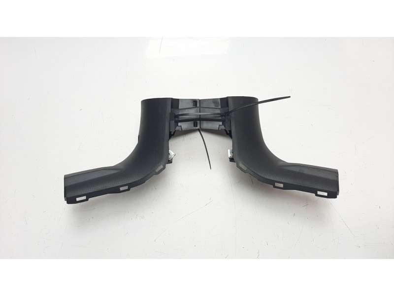 Recambio de moldura para bmw c 650 sport referencia OEM IAM 46638556343 46638556344 
