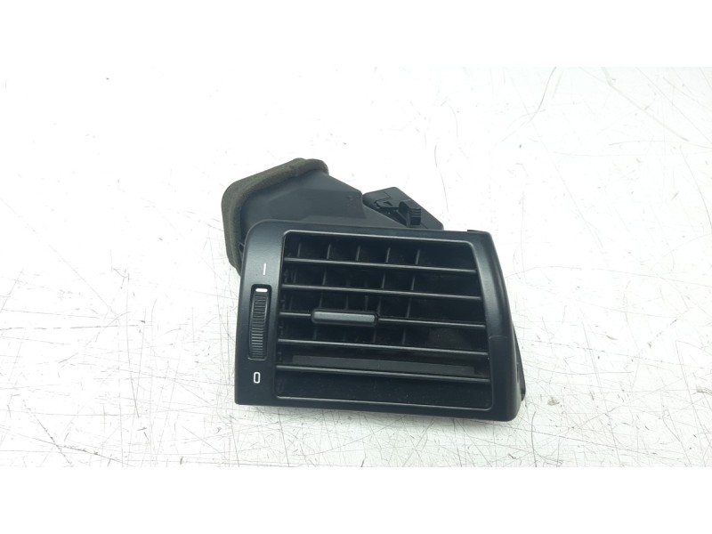 Recambio de rejilla aireadora para bmw serie 3 berlina (e46) 1.8 16v referencia OEM IAM 8361898  