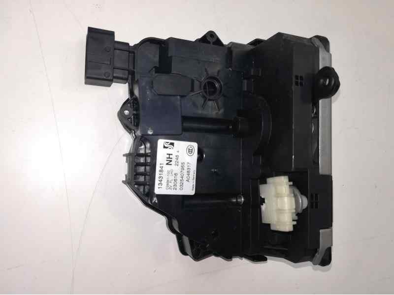 Recambio de cerradura puerta delantera izquierda para opel corsa e expression referencia OEM IAM 13431841  