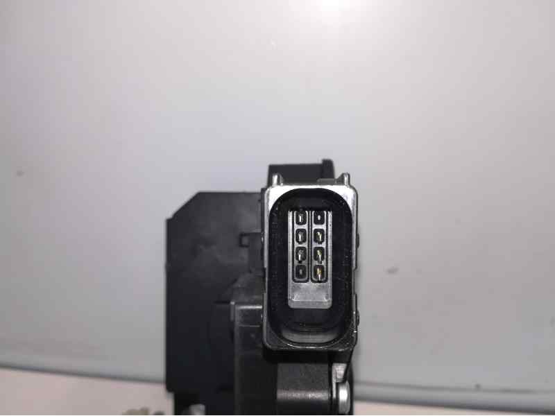 Recambio de cerradura puerta delantera derecha para opel corsa e expression referencia OEM IAM 13431840  