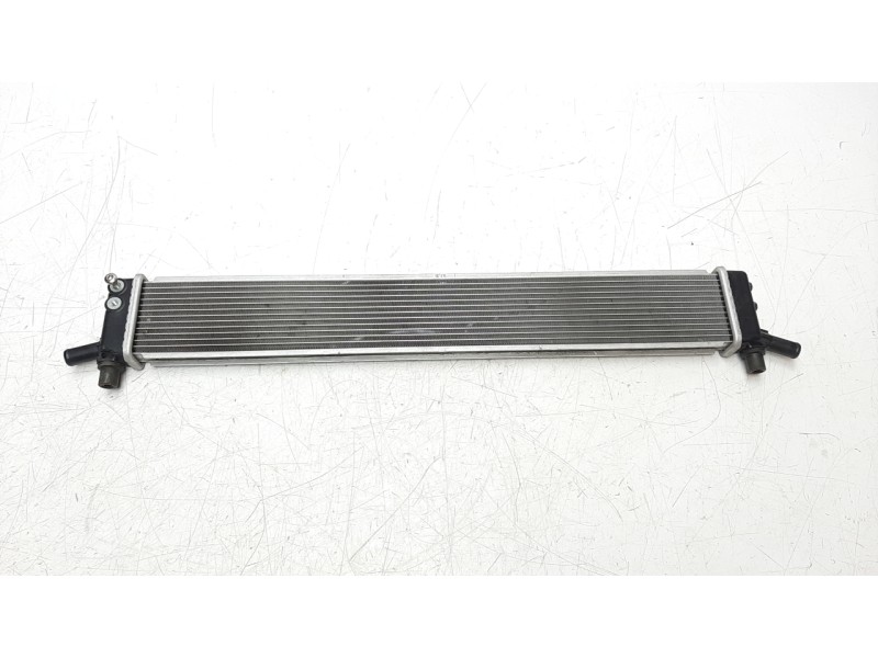 Recambio de intercooler para toyota auris hybrid active referencia OEM IAM G901002010  