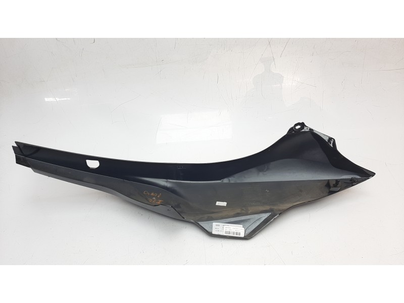 Recambio de moldura para bmw c 650 sport referencia OEM IAM 46638554457  