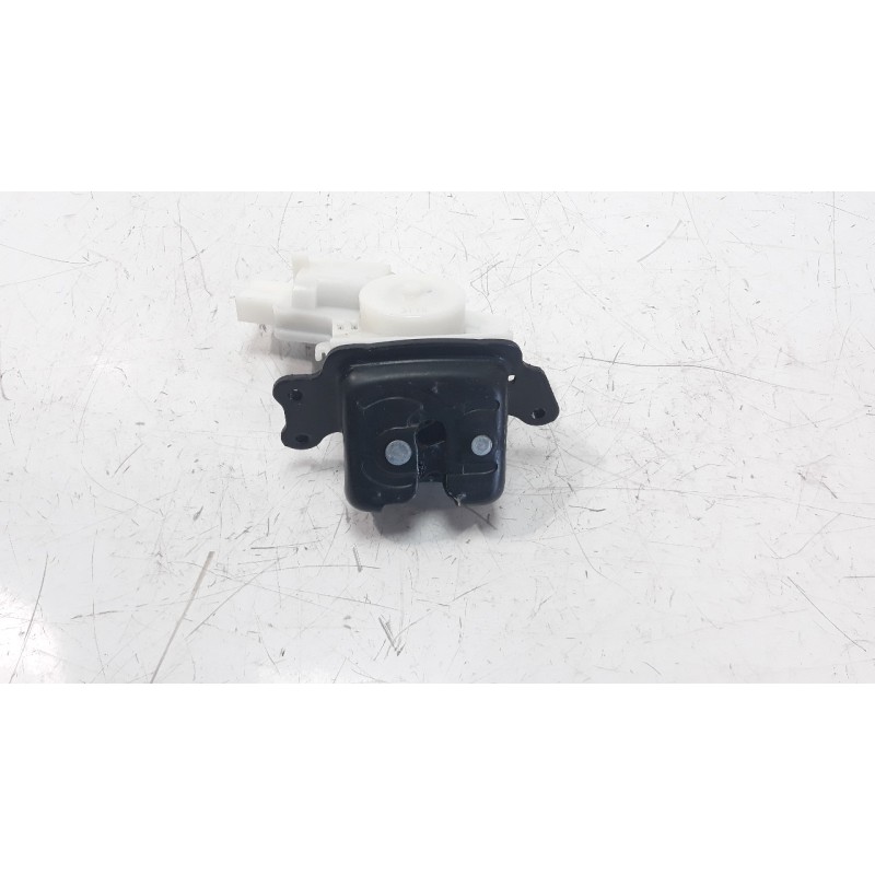 Recambio de cerradura maletero / porton para honda civic lim.5 (fk) 1.0 vtec cat referencia OEM IAM 74800TLAA01  