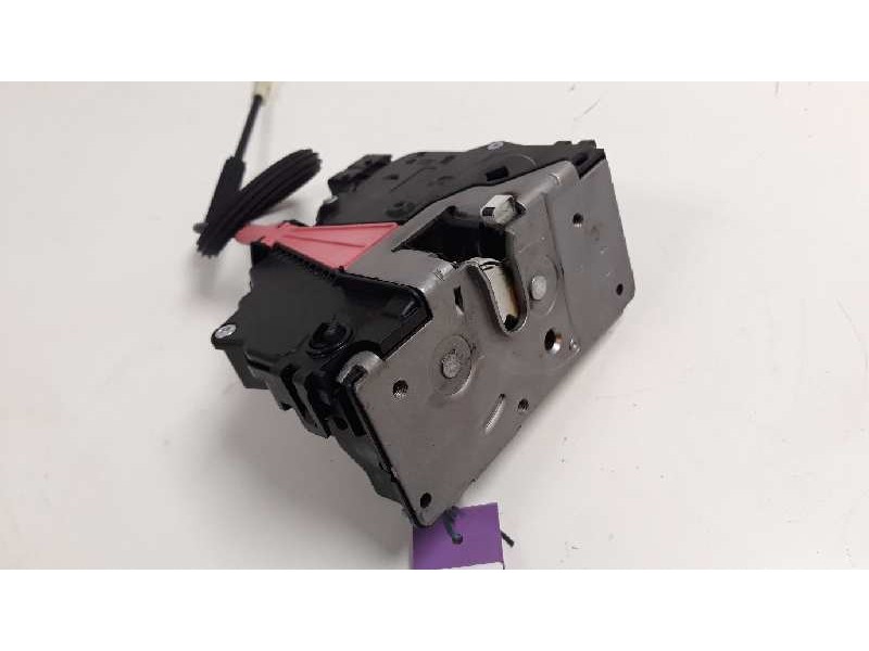 Recambio de cerradura puerta trasera derecha para opel corsa e expression referencia OEM IAM 13431845  