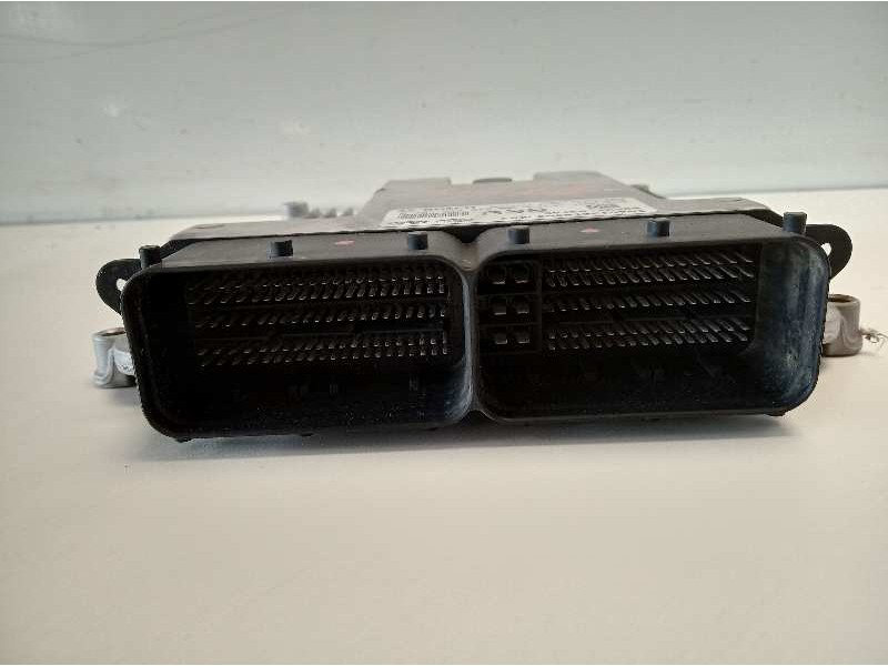 Recambio de centralita motor uce para kia sportage emotion 4x2 referencia OEM IAM 391502A380 0281032614 
