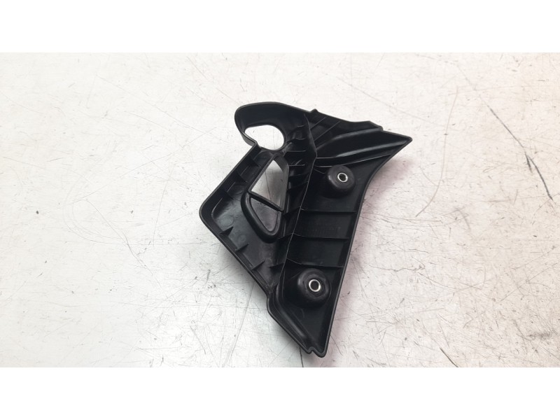Recambio de moldura para yamaha mt -07 referencia OEM IAM BAT21731  