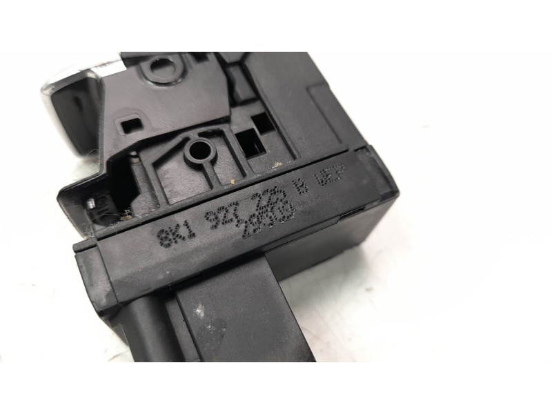 Recambio de palanca freno para audi q5 (8r) 3.0 v6 24v tdi referencia OEM IAM 8K2927225B  