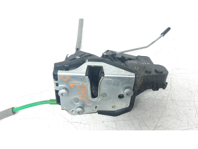 Recambio de cerradura puerta trasera derecha para bmw serie 3 berlina (e46) 1.8 16v referencia OEM IAM 51227011246 CRDBMW0246 EZ