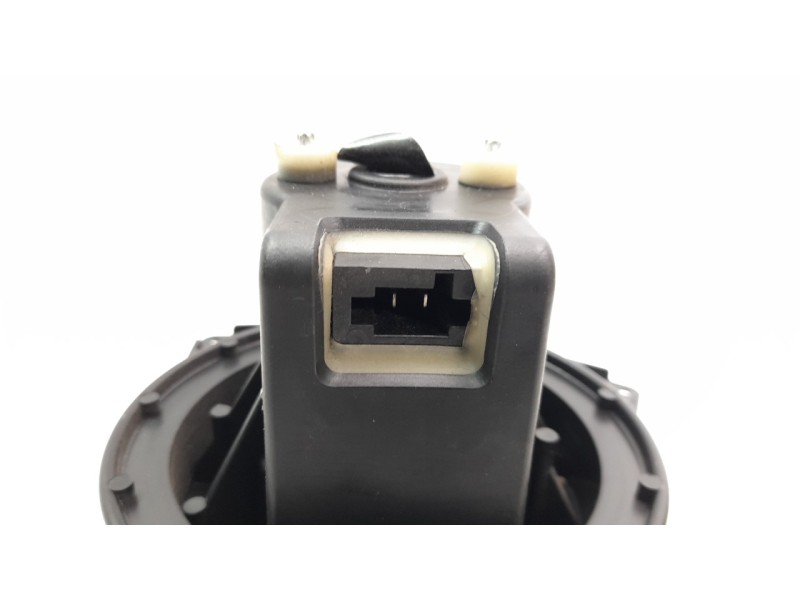 Recambio de ventilador calefaccion para fiat 500 referencia OEM IAM 77368879  