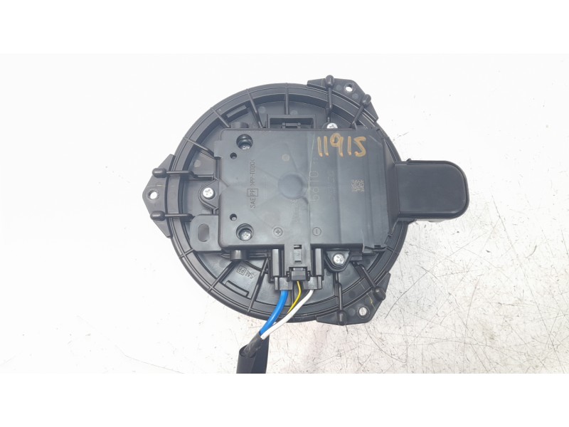 Recambio de ventilador calefaccion para toyota c-hr hybrid gr sport referencia OEM IAM 87103F4020  