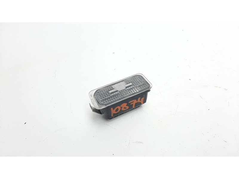 Recambio de piloto matricula para ford transit custom kombi 2.0 tdci cat referencia OEM IAM 6M2A13550AC  