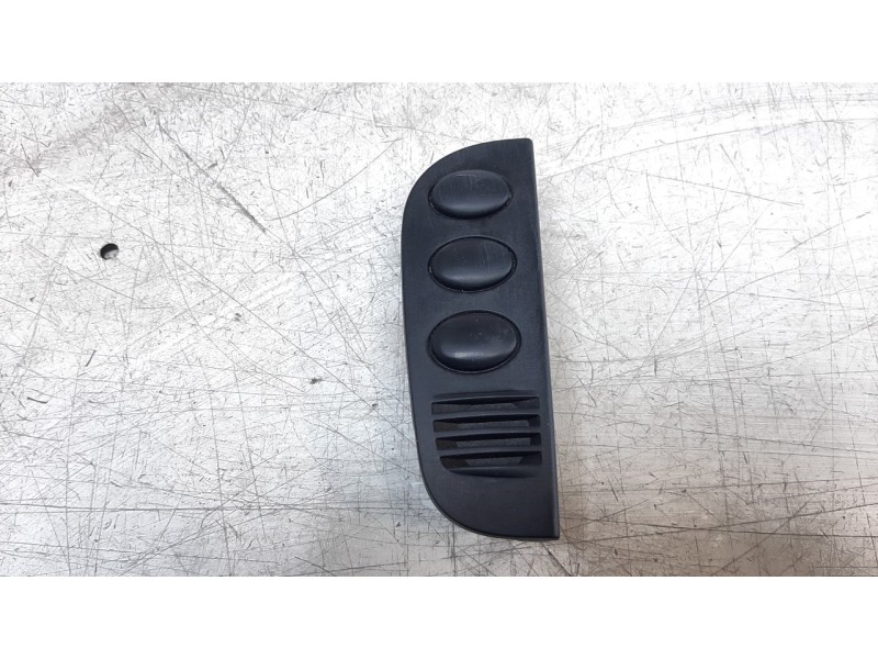 Recambio de moldura para citroen c2 empresa referencia OEM IAM 96405773XT  