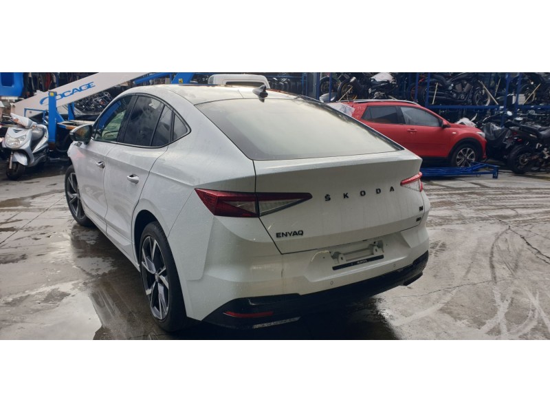 skoda enyaq iv coupé (5ac) del año 2023