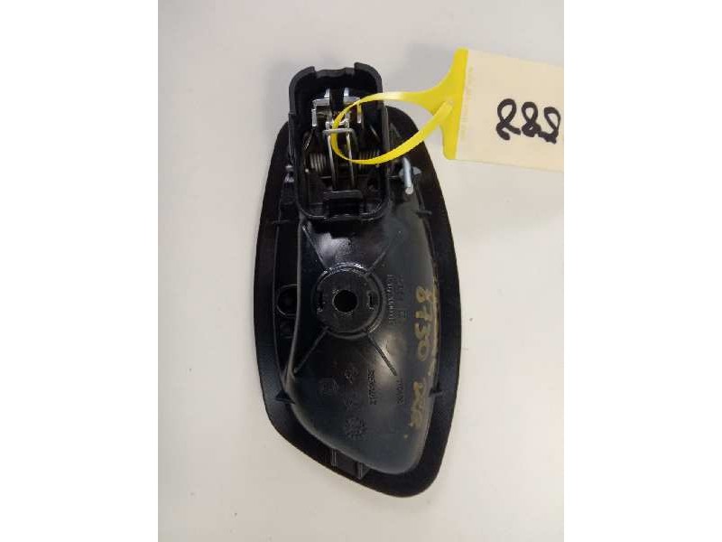 Recambio de maneta interior delantera derecha para renault megane iii coupe dynamique referencia OEM IAM 826720001R 125054 