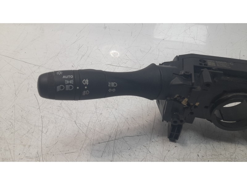Recambio de mando multifuncion para dacia duster ii anniversary referencia OEM IAM 255672098R  255678207R