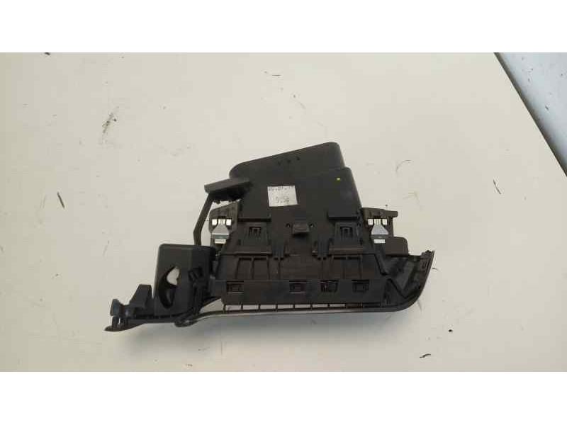 Recambio de rejilla aireadora para peugeot 208 1.6 blue-hdi fap referencia OEM IAM 9633131777  