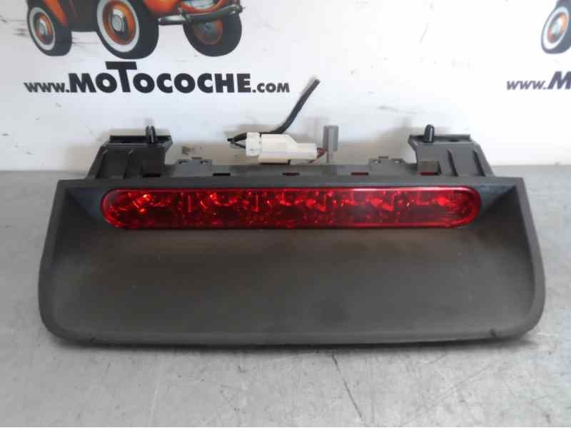 Recambio de luz central de freno para chevrolet lacetti 1.4 cat referencia OEM IAM   