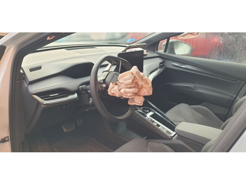 skoda enyaq iv coupé (5ac) del año 2023