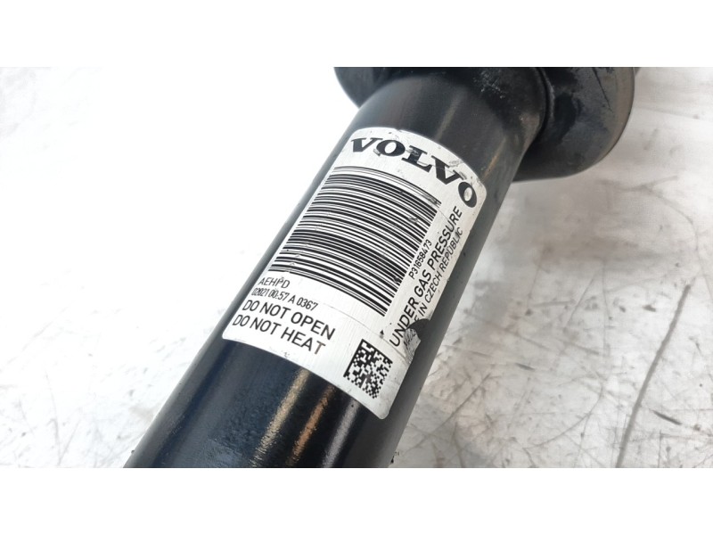 Recambio de amortiguador delantero derecho para volvo v60 familiar 2.0 diesel cat referencia OEM IAM 31858473  