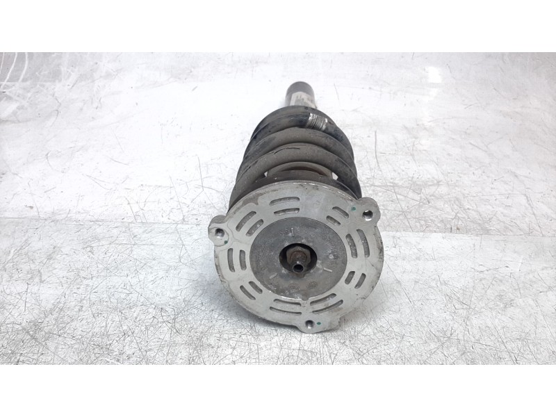 Recambio de amortiguador delantero derecho para volvo v60 familiar 2.0 diesel cat referencia OEM IAM 31858473  