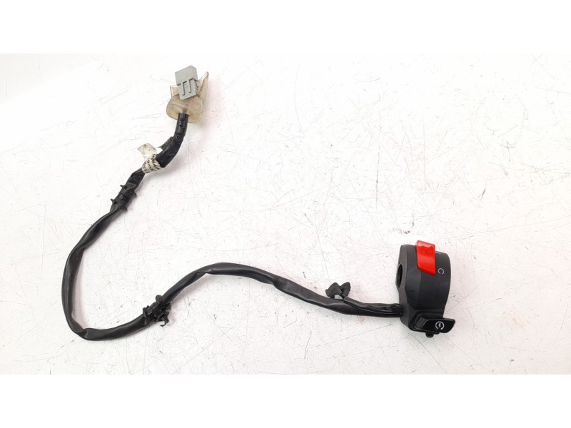Recambio de piña luces derecha para honda cb 650r cb 650r referencia OEM IAM 35130MKND11  