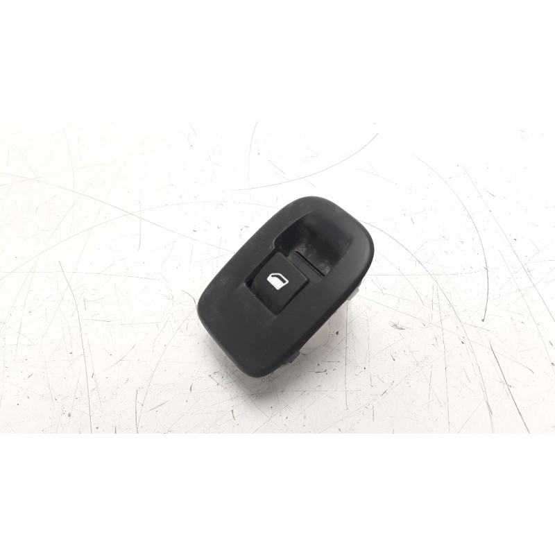 Recambio de mando elevalunas trasero izquierdo para peugeot 2008 (--.2013) 1.2 12v e-thp referencia OEM IAM 98242552ZD IAF540107
