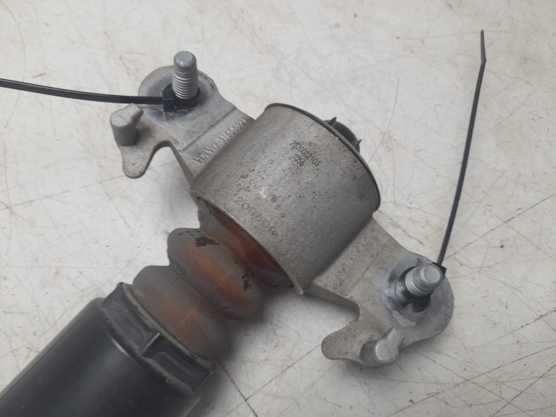 Recambio de amortiguador trasero derecho para volvo v60 familiar 2.0 diesel cat referencia OEM IAM 32292018  