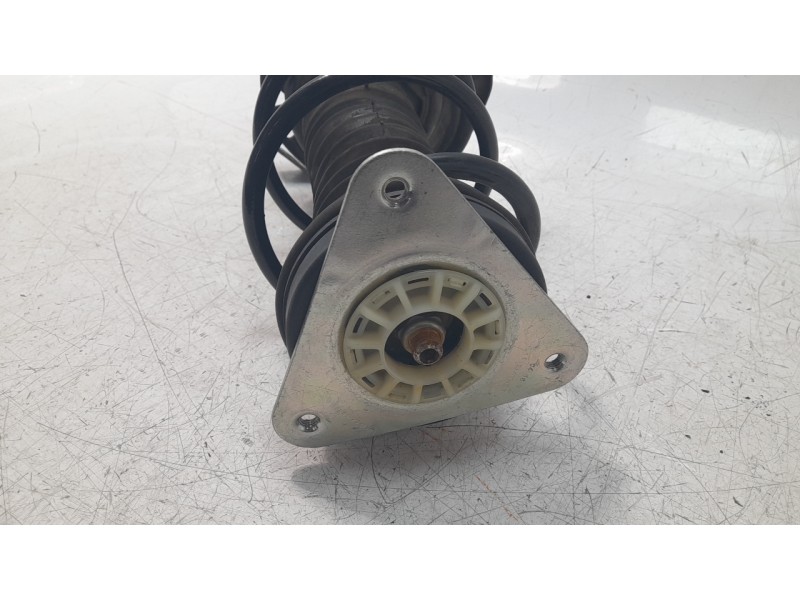 Recambio de amortiguador delantero izquierdo para smart fortwo coupe referencia OEM IAM A4533230000  