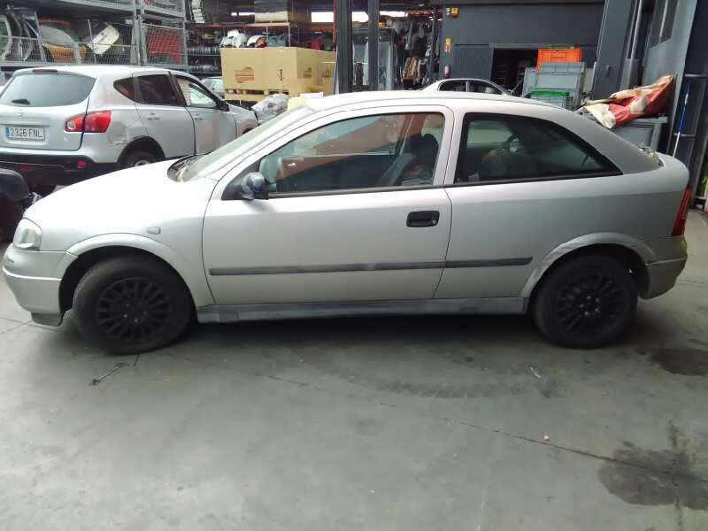 opel astra g berlina del año 1999