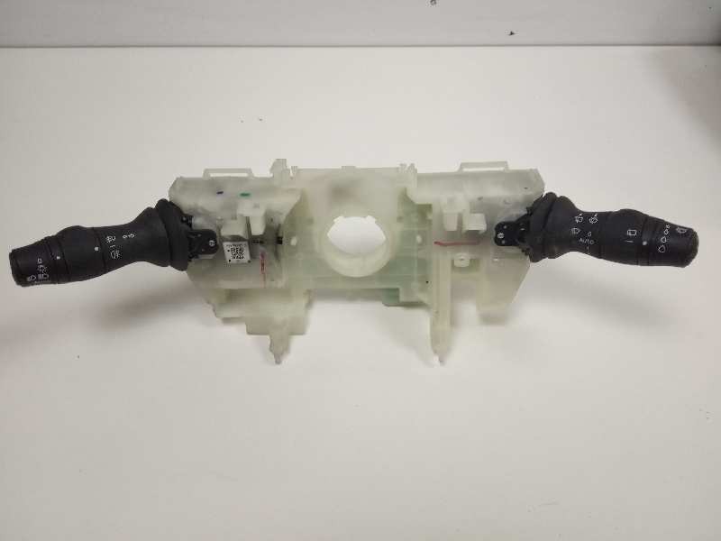 Recambio de mando multifuncion para renault megane iii coupe dynamique referencia OEM IAM 255670019R  