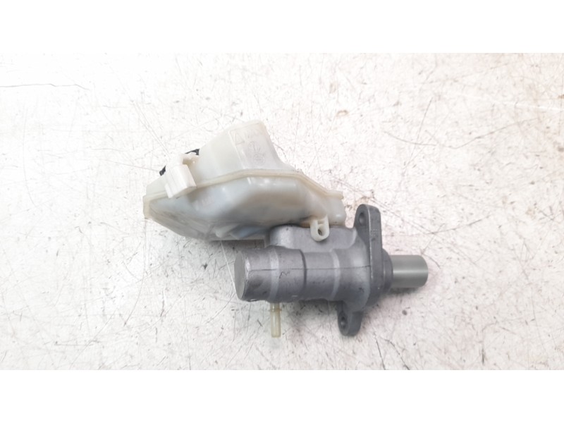 Recambio de bomba freno para land rover evoque 2.2 sd4 cat referencia OEM IAM 03350885571  