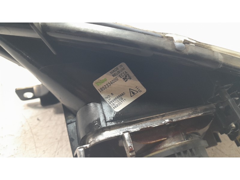 Recambio de faro antiniebla derecho para peugeot 607 (s1) básico referencia OEM IAM 9629555880  
