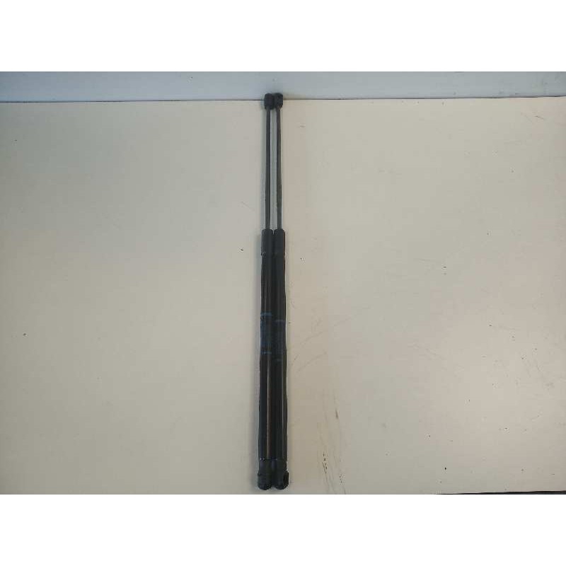 Recambio de amortiguadores maletero / porton para renault megane iii coupe dynamique referencia OEM IAM 904510002R  