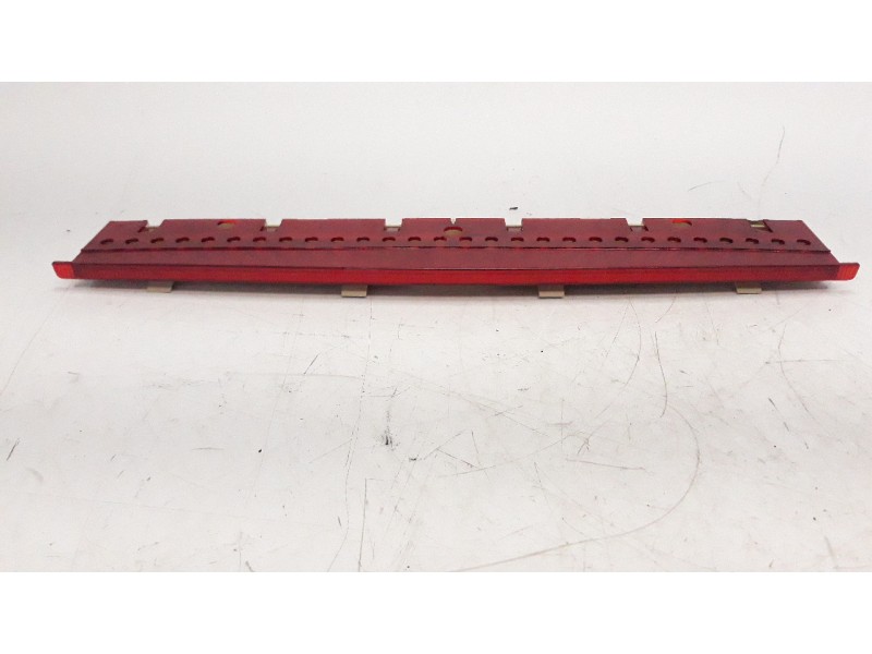Recambio de luz central de freno para audi a8 (4e2) 3.0 v6 24v tdi referencia OEM IAM 4E0945097  