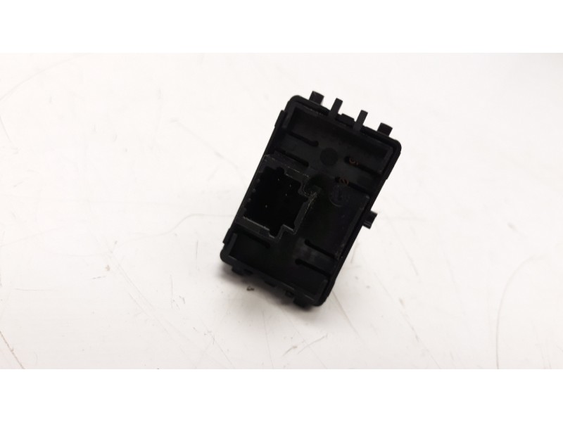 Recambio de mando elevalunas delantero derecho para renault megane iv berlina 5p 1.5 dci diesel fap energy referencia OEM IAM 25