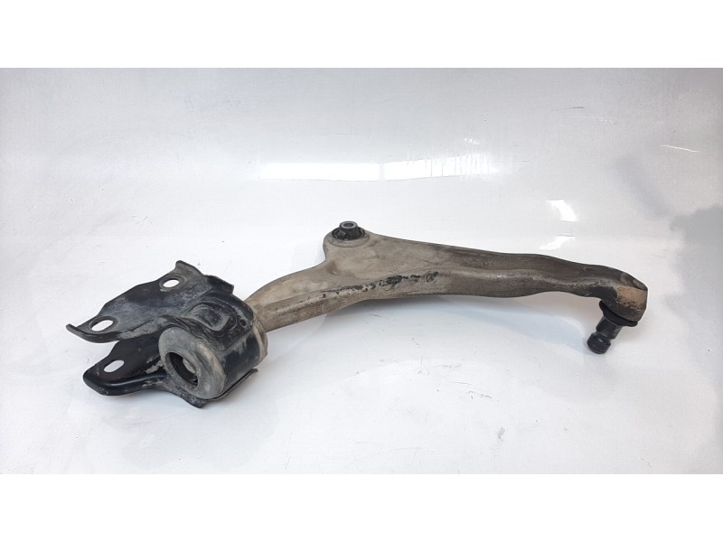 Recambio de brazo suspension inferior delantero izquierdo para land rover evoque 2.2 sd4 cat referencia OEM IAM BJ323A053  