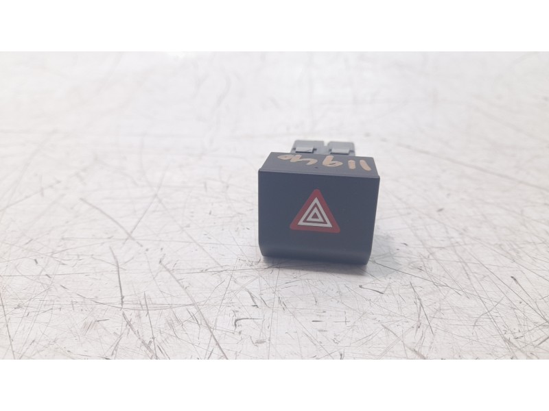 Recambio de warning para citroen c4 berlina e-feel referencia OEM IAM 9835279080  