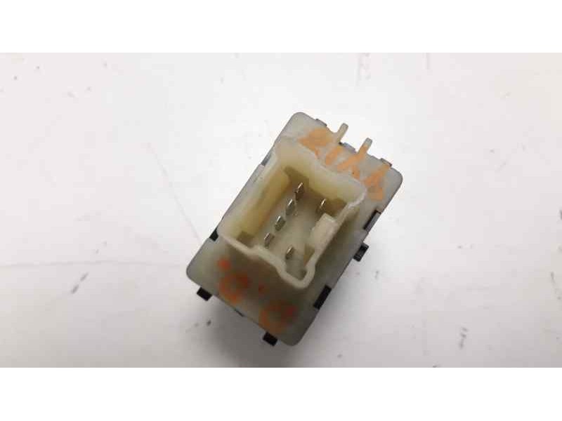 Recambio de mando elevalunas delantero derecho para dacia sandero básico referencia OEM IAM 254214937R  