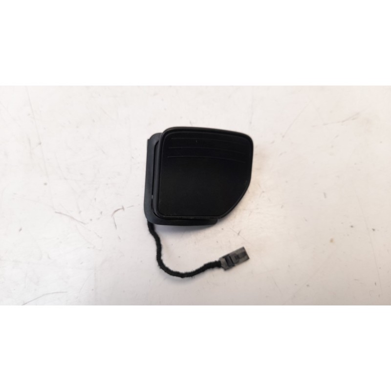Recambio de mando volante para audi a5 coupe (8t) 2.7 v6 24v tdi referencia OEM IAM 4E0951527L 4E0951527K 