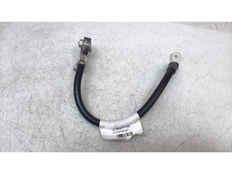 Recambio de caja reles / fusibles para volvo v60 familiar 2.0 diesel cat referencia OEM IAM 31376758  