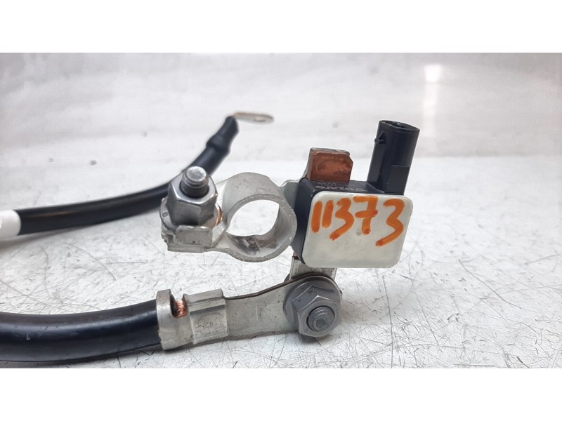 Recambio de caja reles / fusibles para volvo v60 familiar 2.0 diesel cat referencia OEM IAM 31376758  