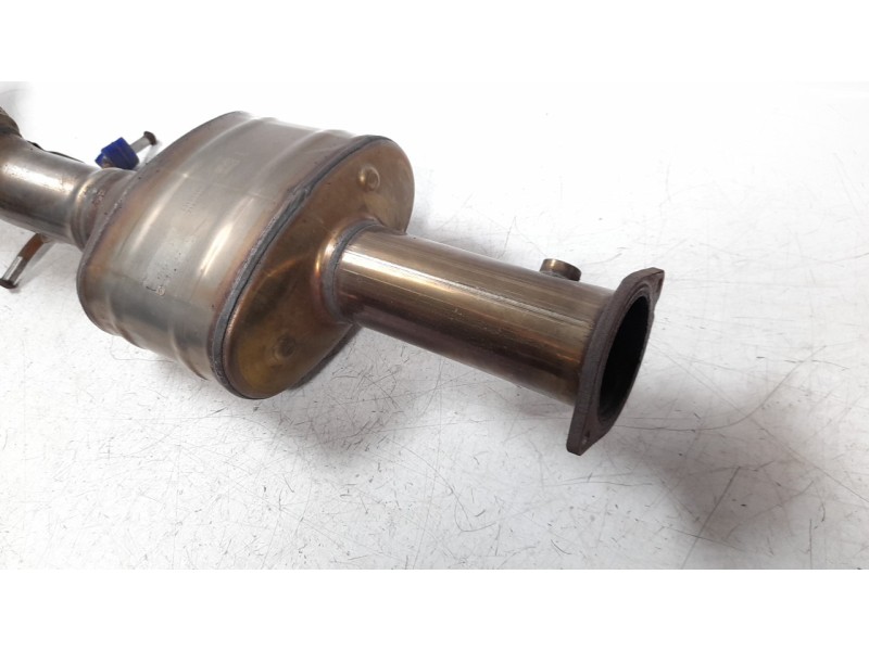 Recambio de catalizador para volvo v60 familiar 2.0 diesel cat referencia OEM IAM 2315536X  