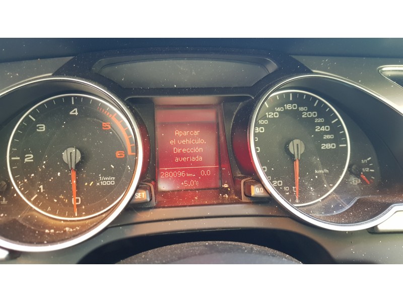 Recambio de cuadro instrumentos para audi a5 coupe (8t) 2.7 v6 24v tdi referencia OEM IAM 8T0920900M  
