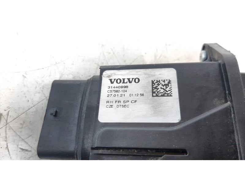 Recambio de cerradura puerta delantera derecha para volvo v60 familiar 2.0 diesel cat referencia OEM IAM 31440998  