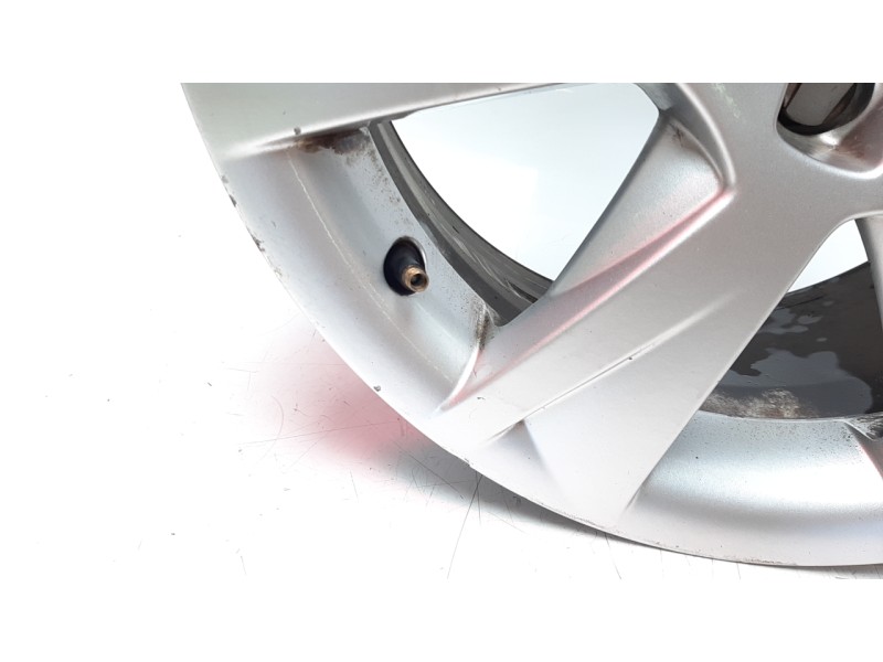 Recambio de llanta para audi a5 coupe (8t) 2.7 v6 24v tdi referencia OEM IAM 8T0601025C 17PULGADAS 