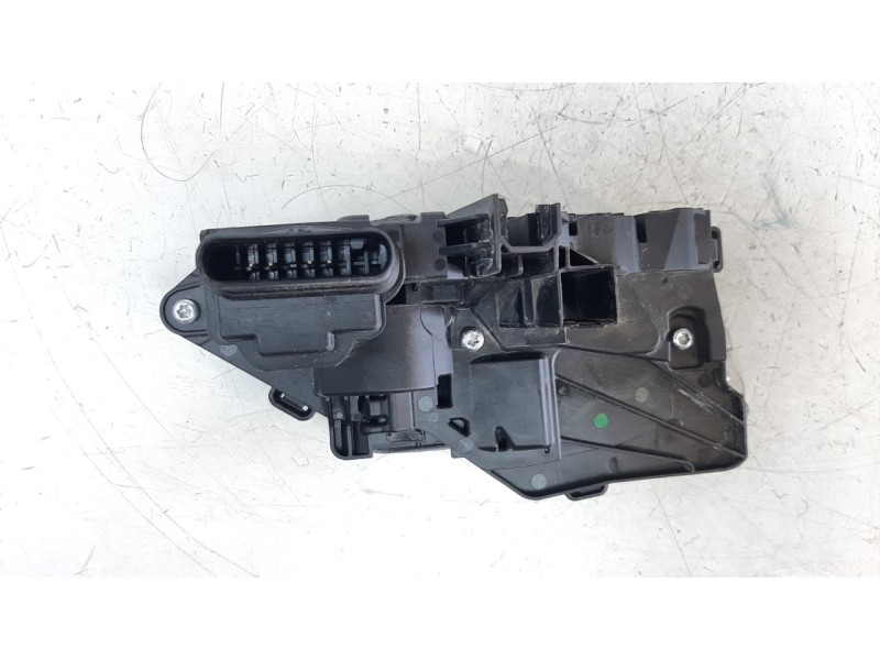 Recambio de cerradura puerta delantera derecha para volvo v60 familiar 2.0 diesel cat referencia OEM IAM 31440998  