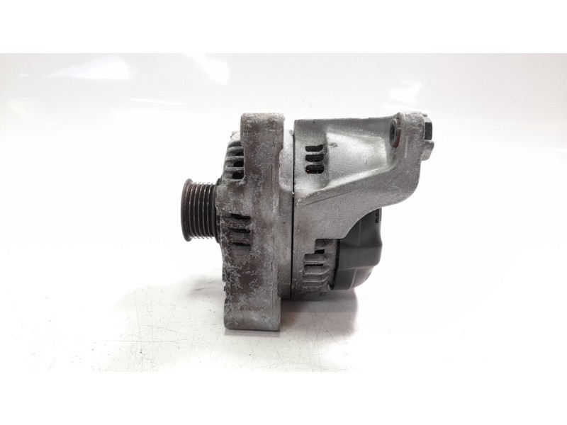 Recambio de alternador para mini clubman (f54) cooper d referencia OEM IAM 1042118181 ALF830504 