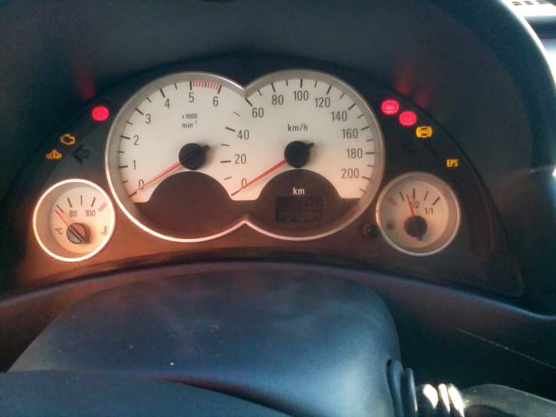 opel corsa c del año 2005